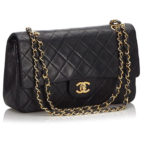 sac chanel classique moyen|Chanel boutique.